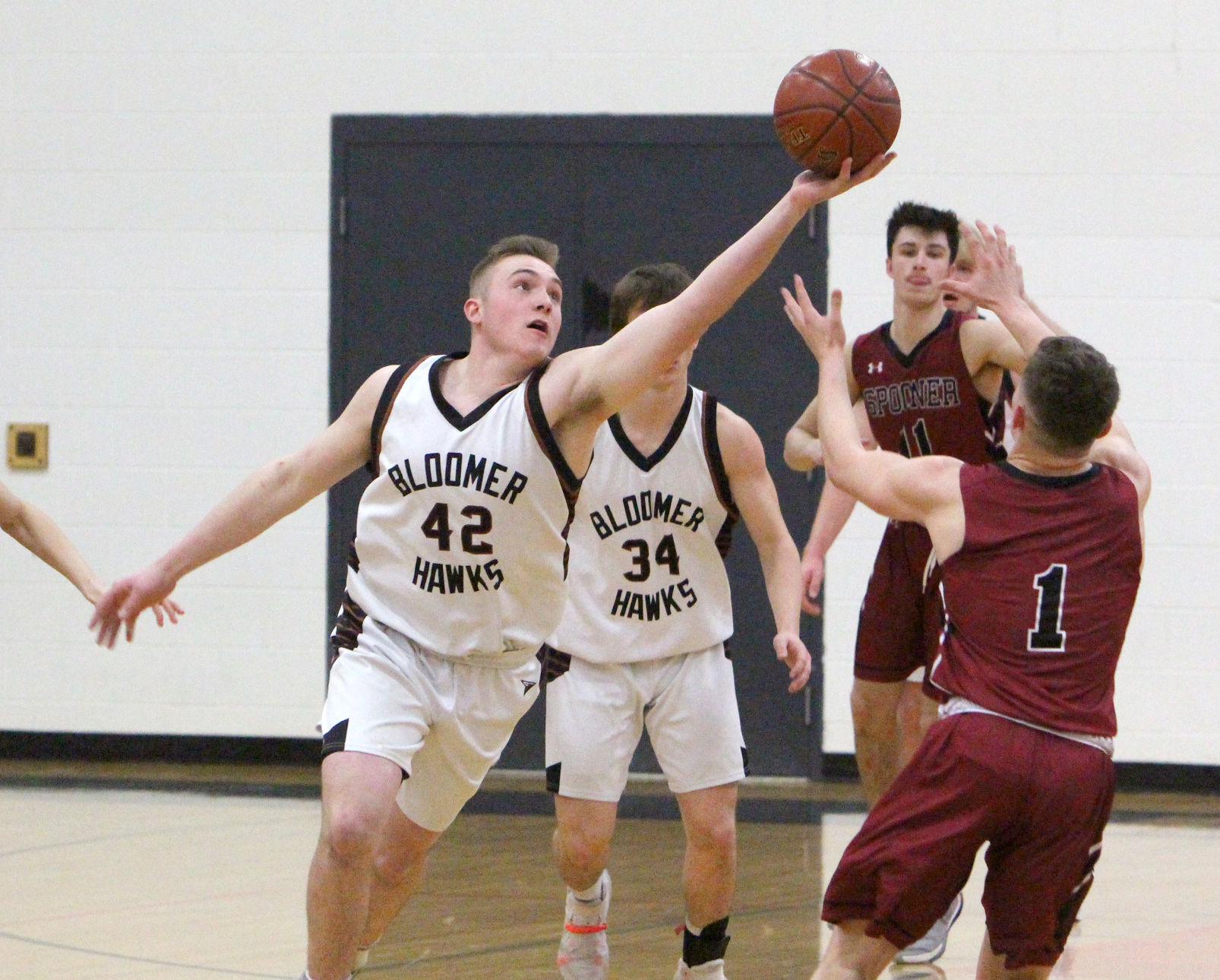 Spooner at Bloomer boys basketball 3-3-20